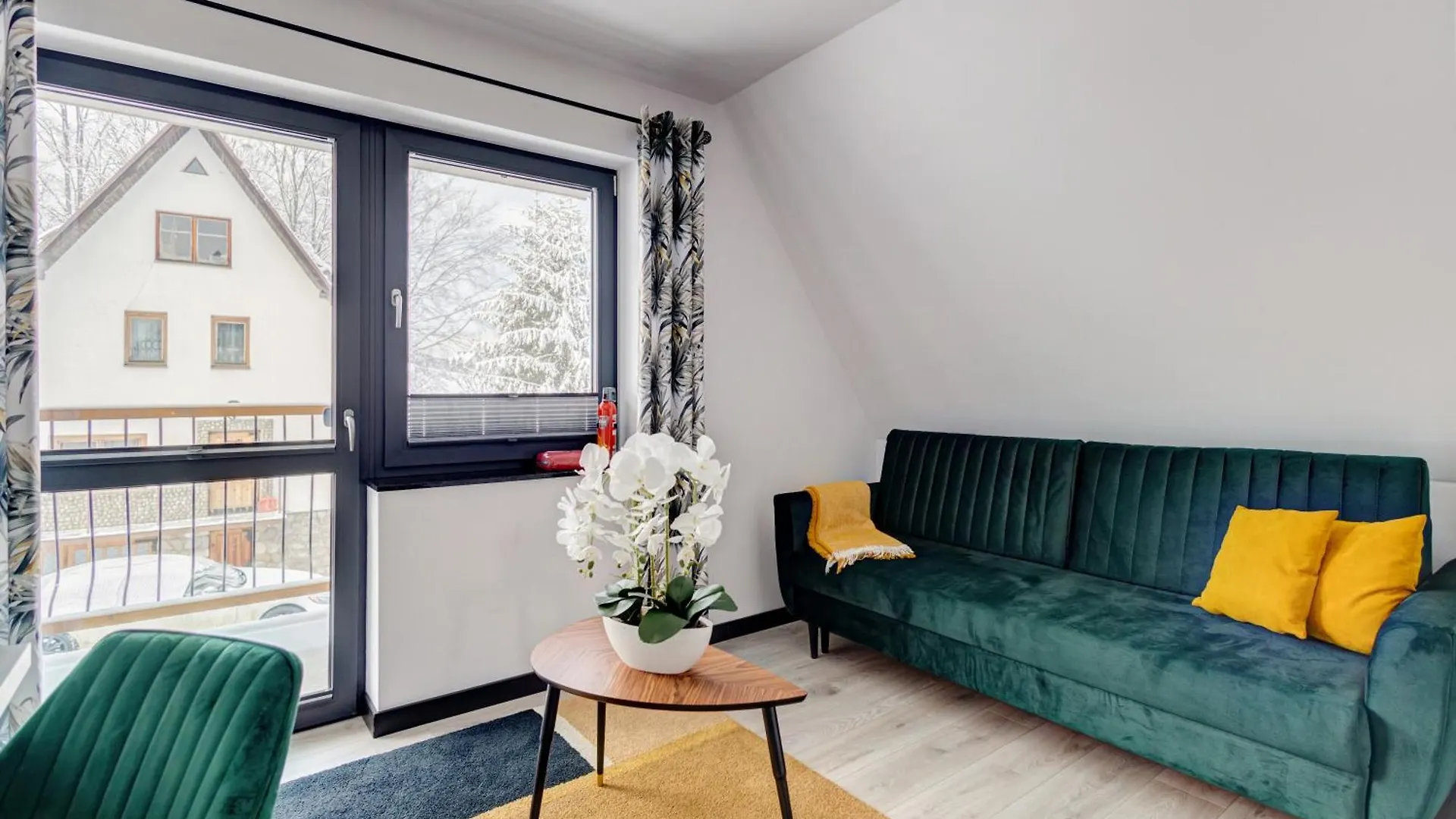 Willa 52 Residence & Spa - Apartamenty Krzeptowki Zakopane By Rentilopl Apartmán